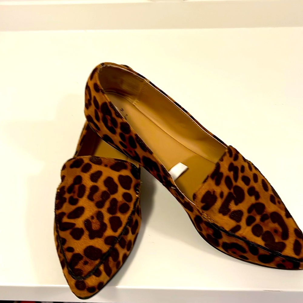 Womens slip on shoe